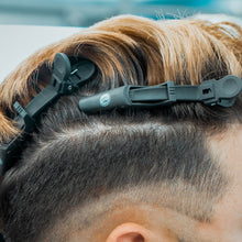 Load image into Gallery viewer, Rolda Black Carbon Fiber Alligator Hair Clip