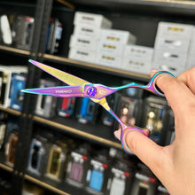 Load image into Gallery viewer, Yamako Chameleon Shears
